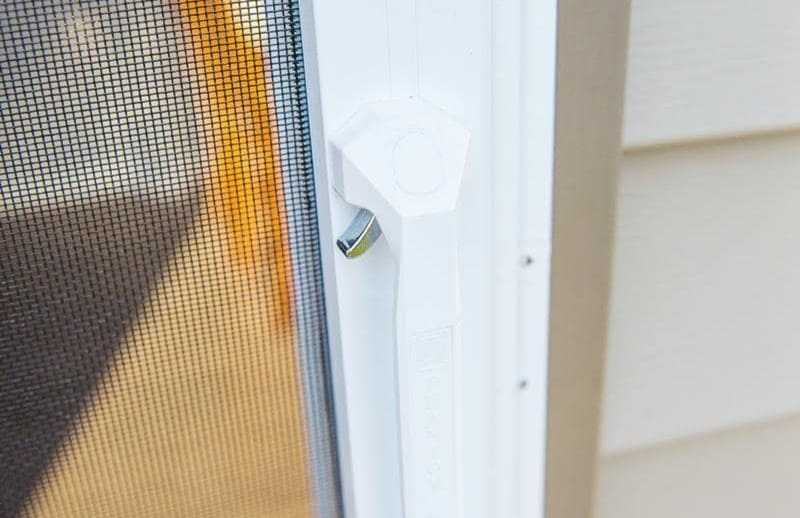 Peninsula Mobile Screens provide great sliding screen window doors built with aluminum windows for better durability in higher temperatures